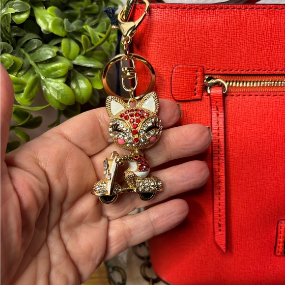 Dooney & Bourke Small Zip Convertible Crossbody/Shoulder Bag NWT - Picture 12 of 14